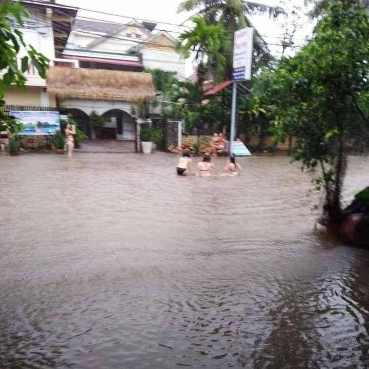 facebook.com/Ari Sasongko