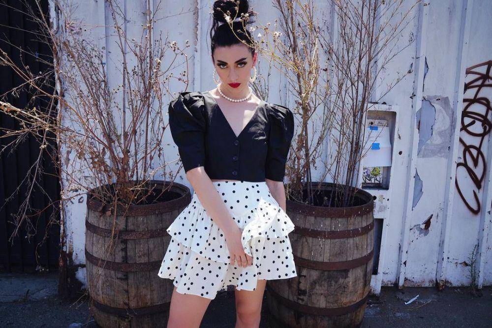 instagram.com/qveenherby