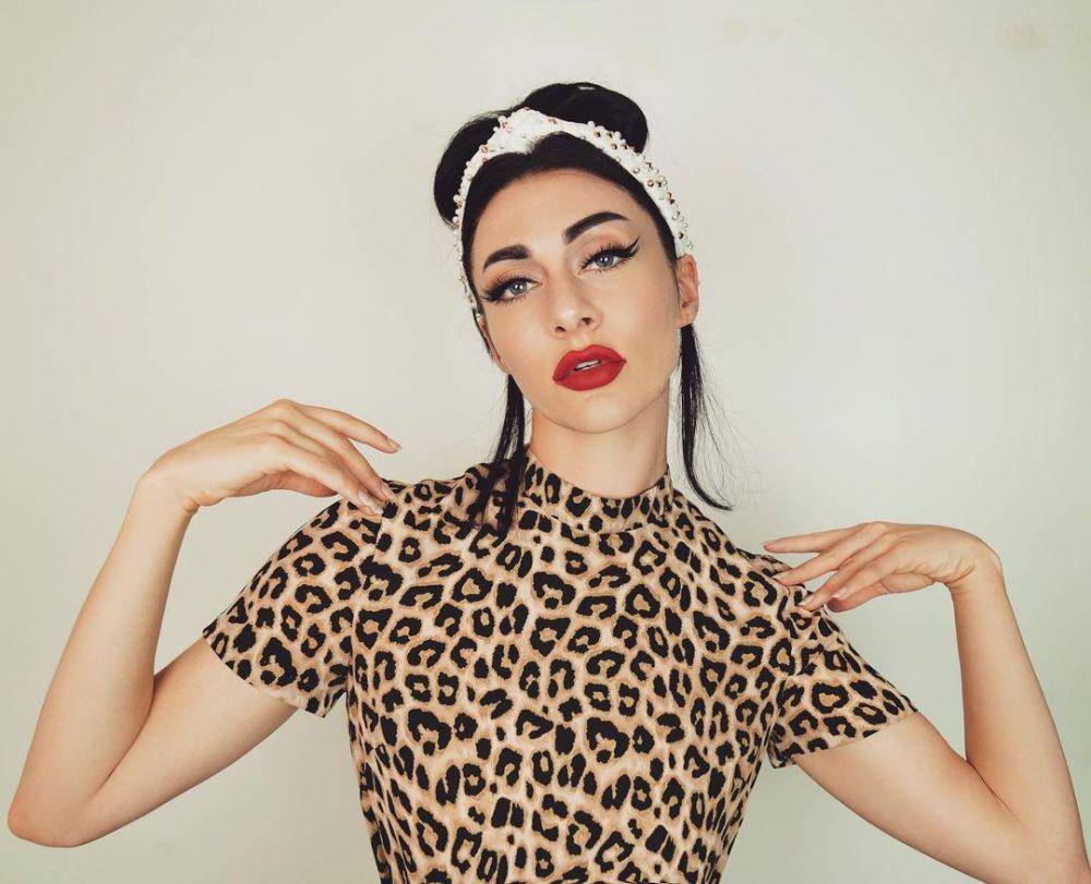 instagram.com/qveenherby