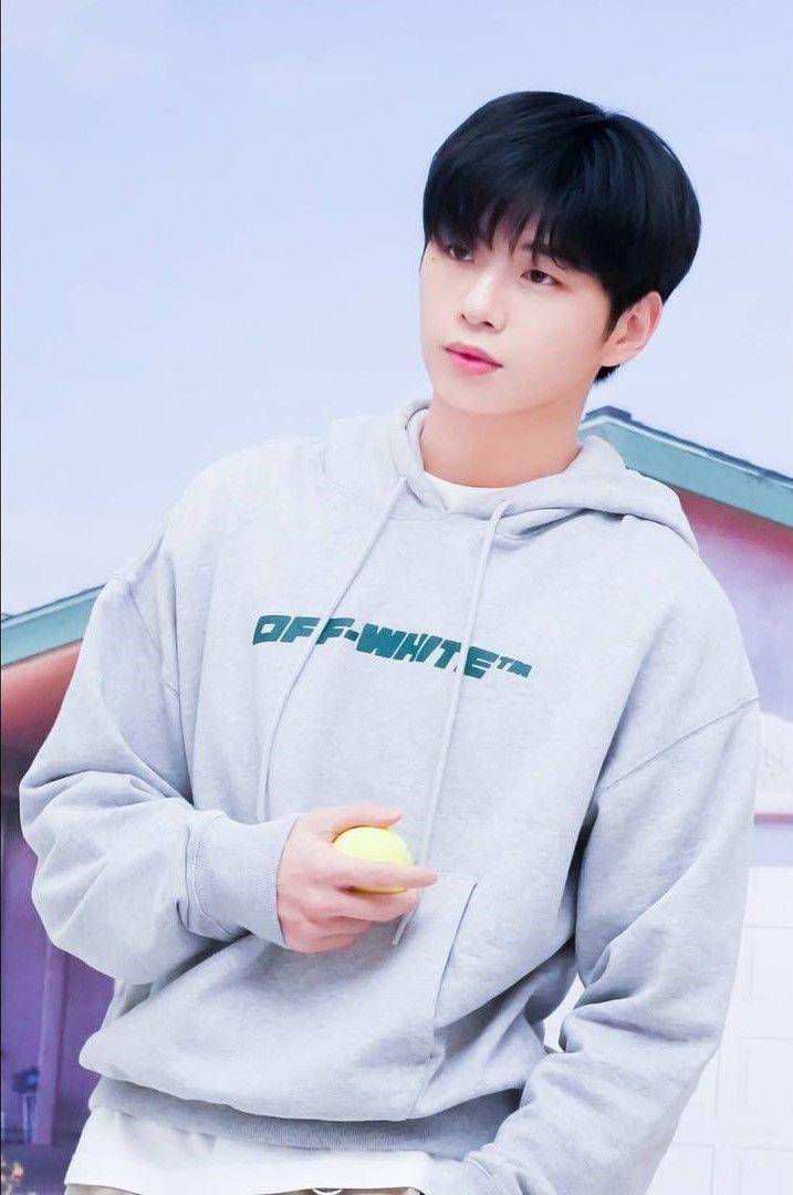 instagram.com/konnect_kangdaniel