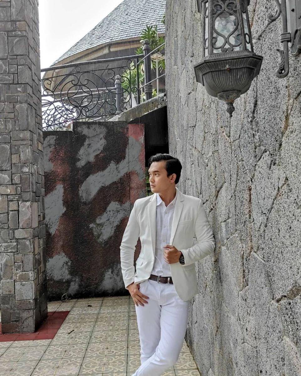 Instagram.com/ikbalfauzi_