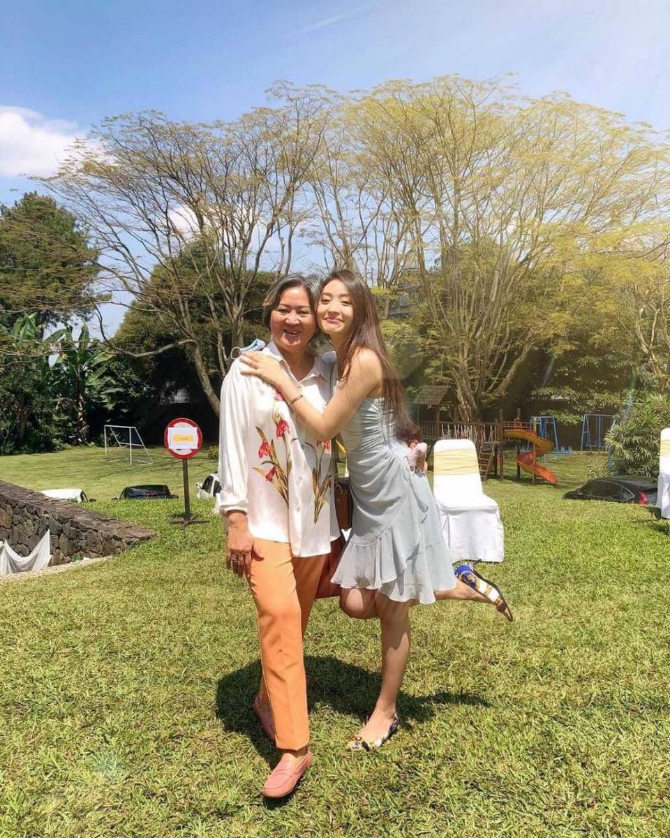 instagram.com/natashawilona12