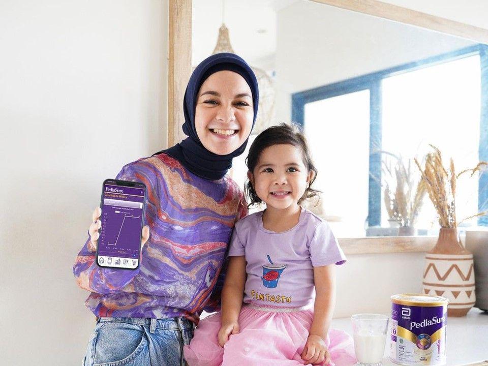 Bak Kakak Adik, 10 Potret Keakraban Tantri Namirah dan Buah Hati