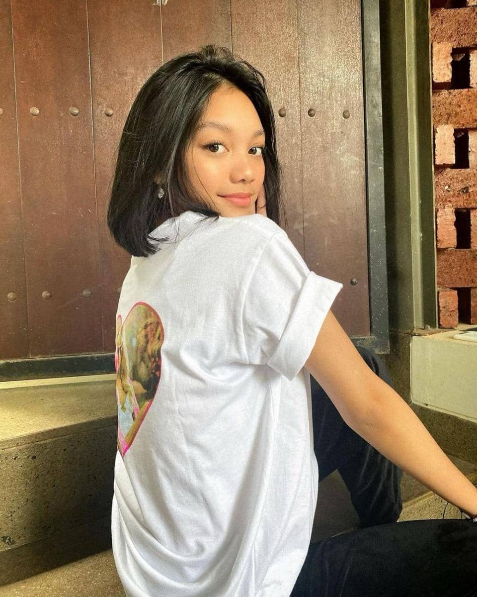 instagram.com/aku_naura