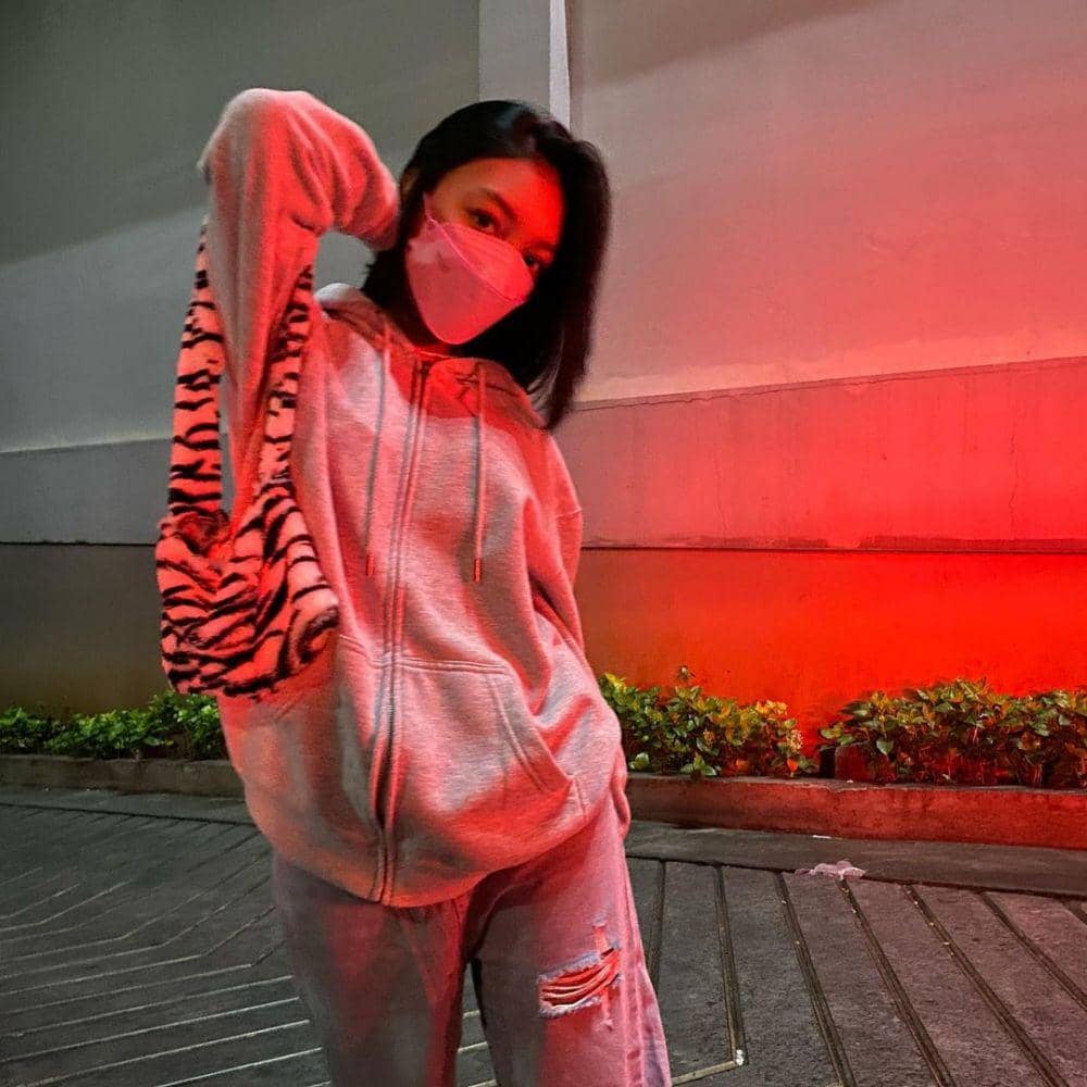 instagram.com/aku_naura