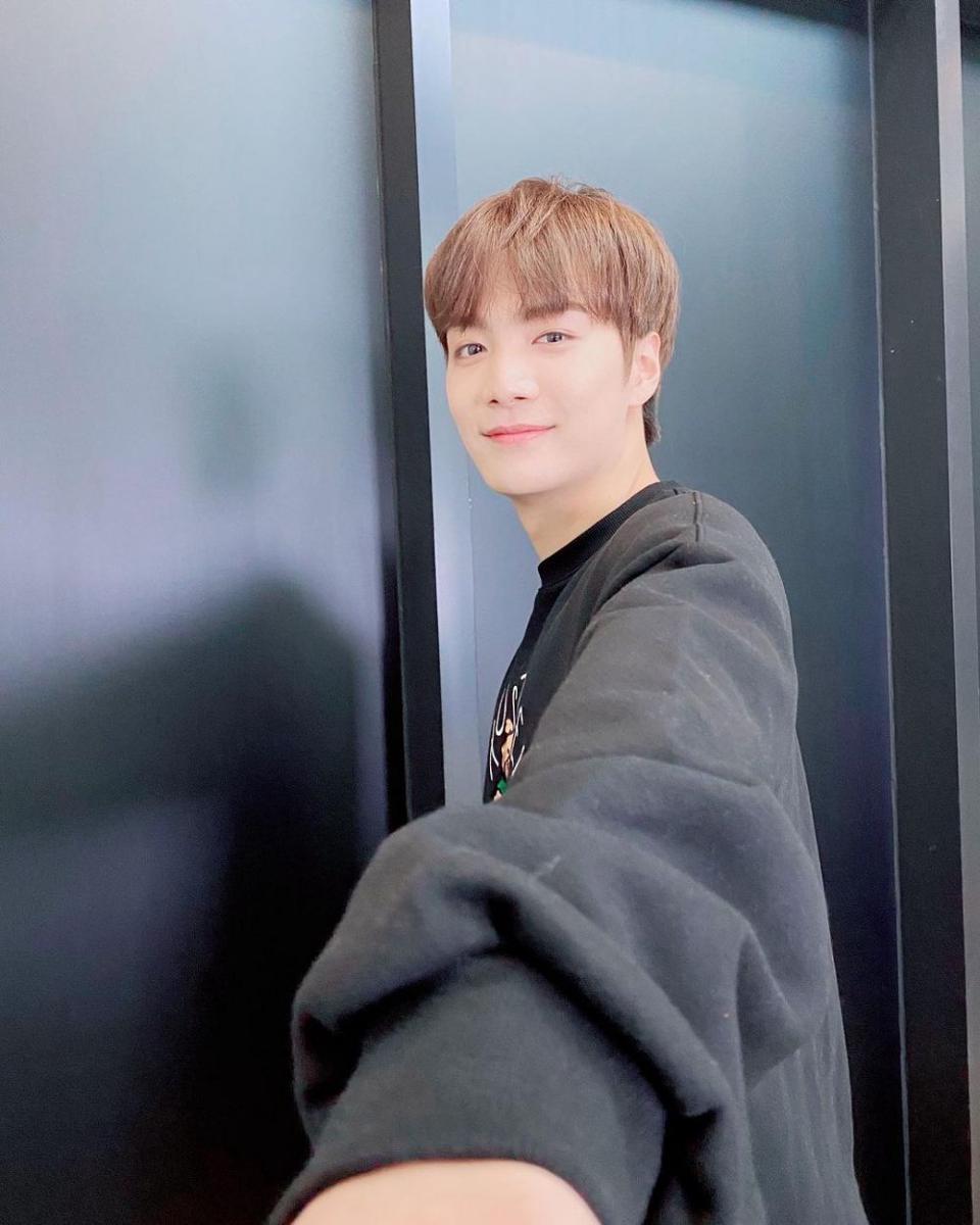 Instagram.com/pockyjr