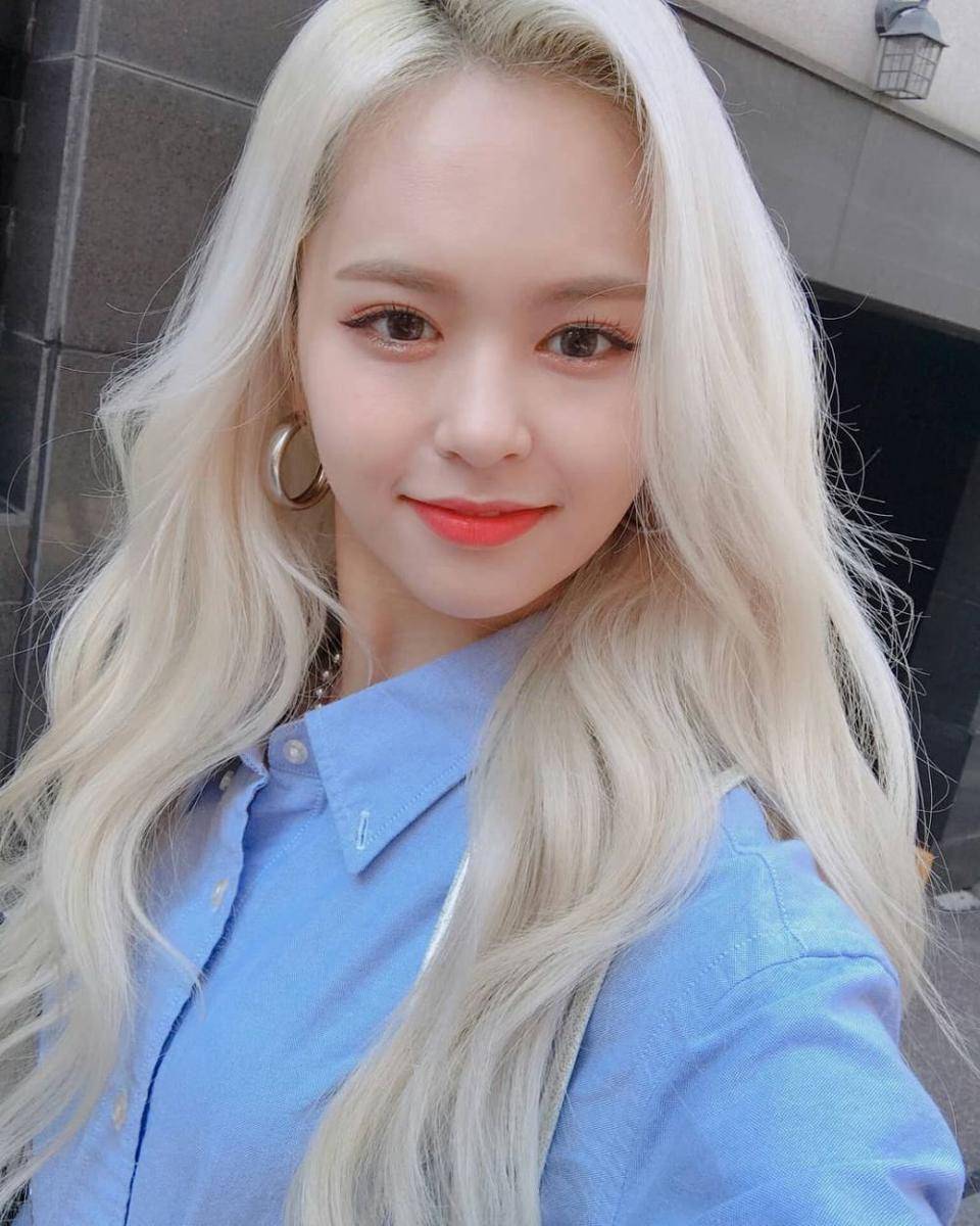 instagram.com/eu_everglow