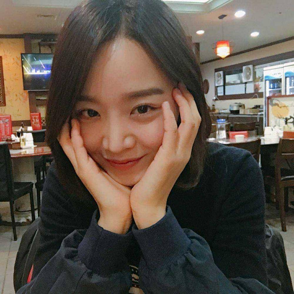 instagram.com/shinhs831