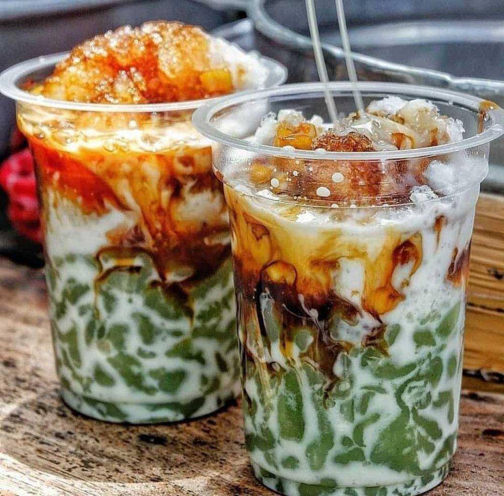 instagram.com/ueeenak