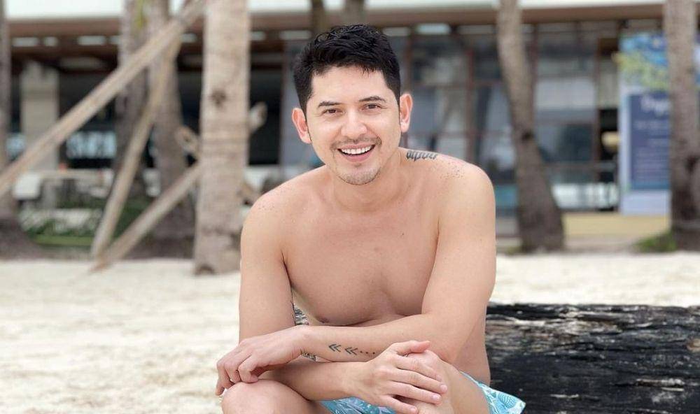 instagram.com/ahronvillena