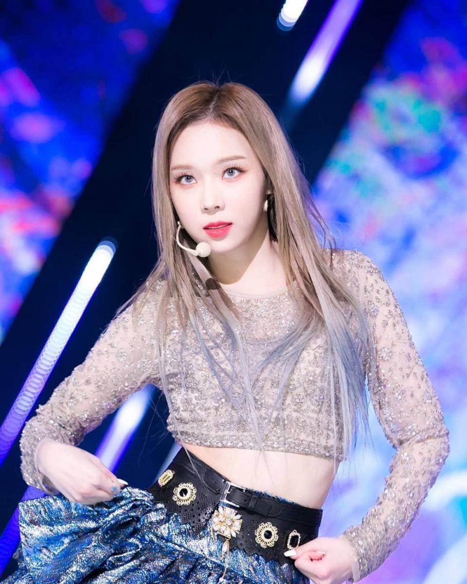 instagram.com/winter.aespa