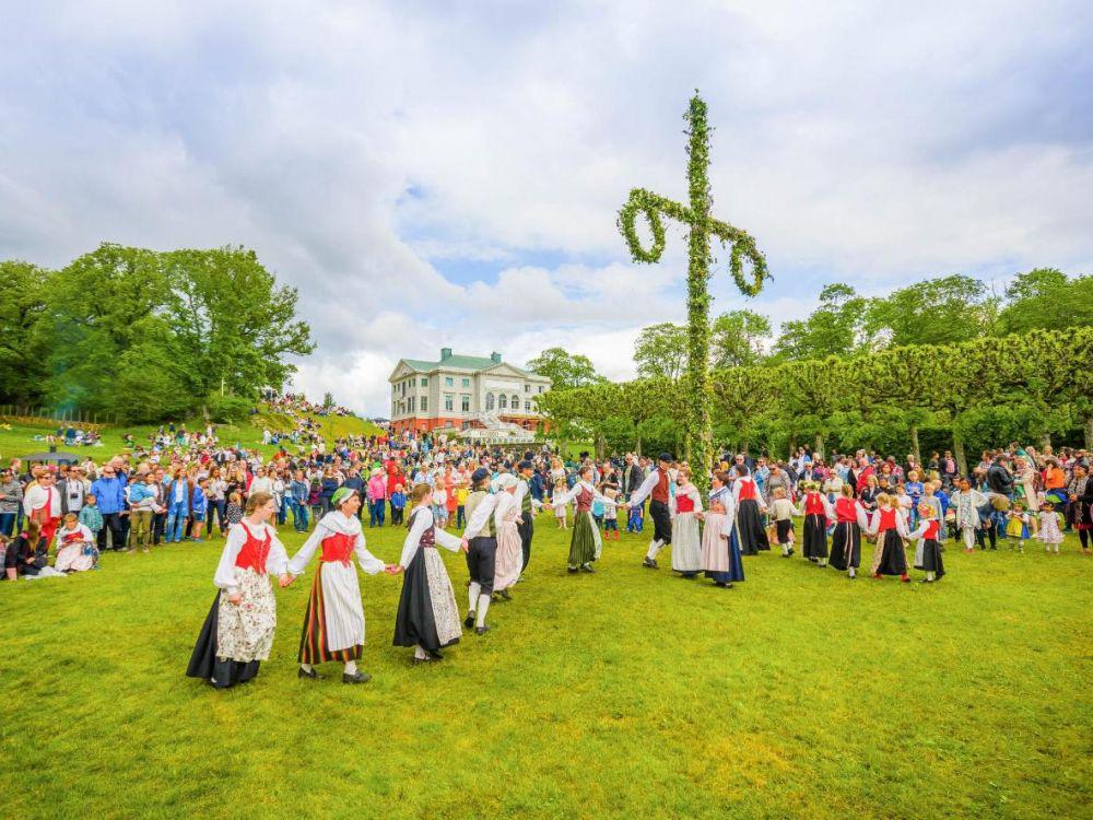 8 Fakta Perayaan Midsommar di Swedia, Tidak Seseram Filmnya!
