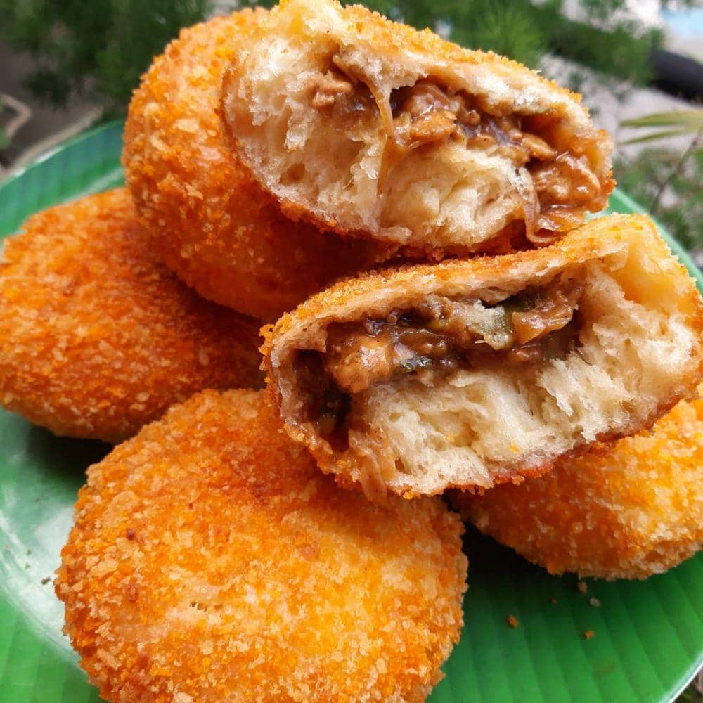 Cobain, Yuk! Resep Roti Goreng Isi Ayam yang Bikin Nagih