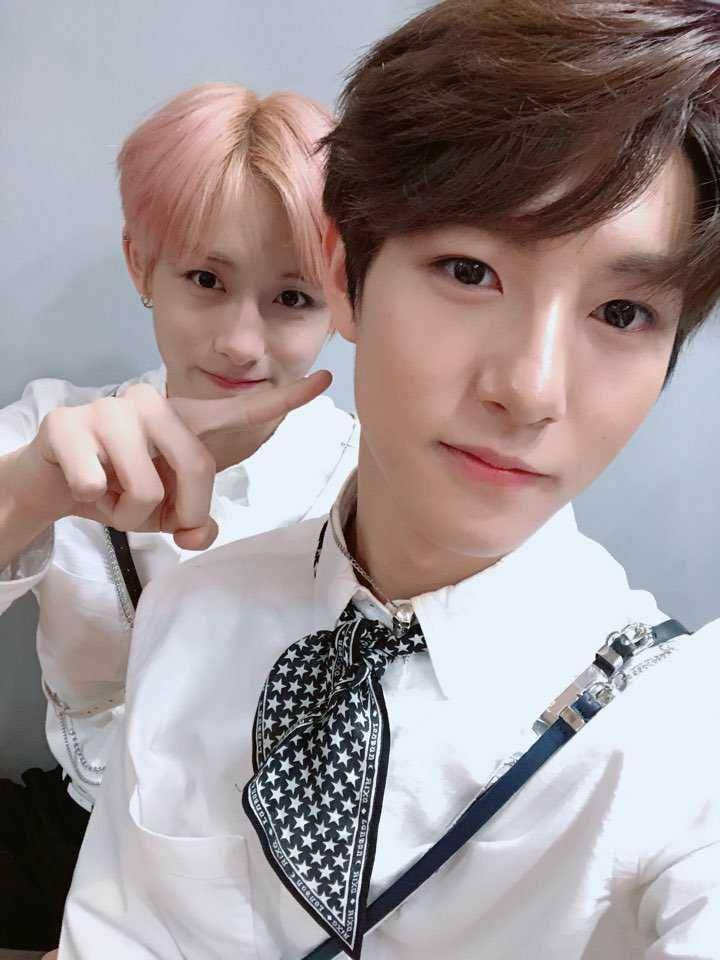 twitter.com/NCTsmtown
