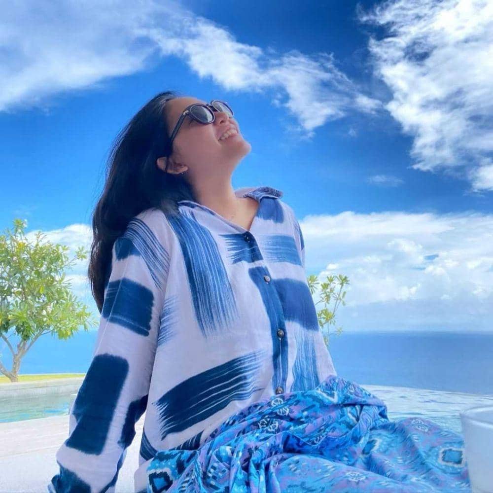 Instagram/rachelvennya