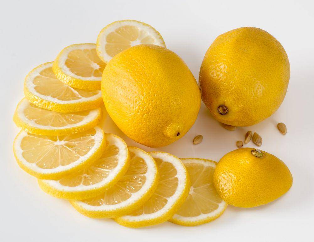 Ilustrasi lemon (Pixabay/Stevepb)