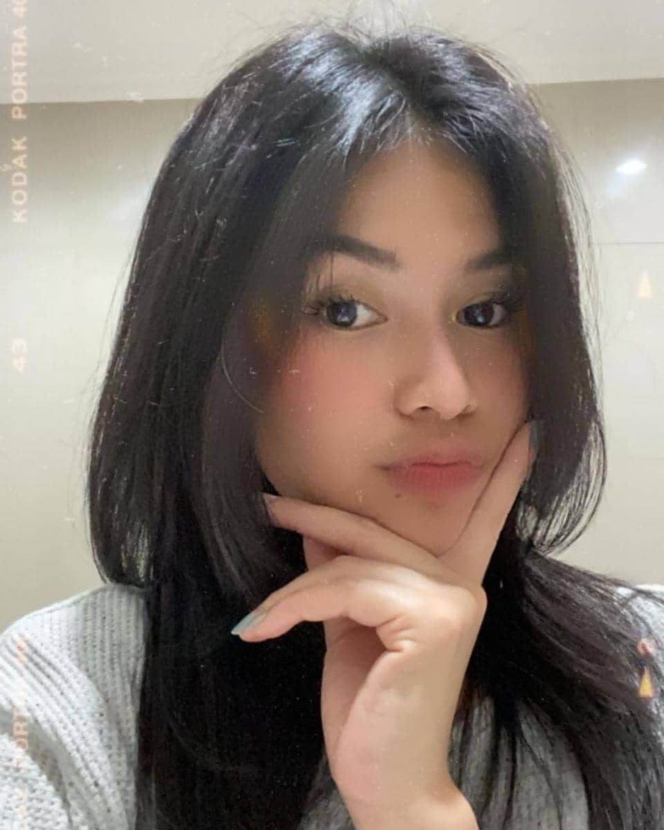 Instagram.com/ririmoeya_