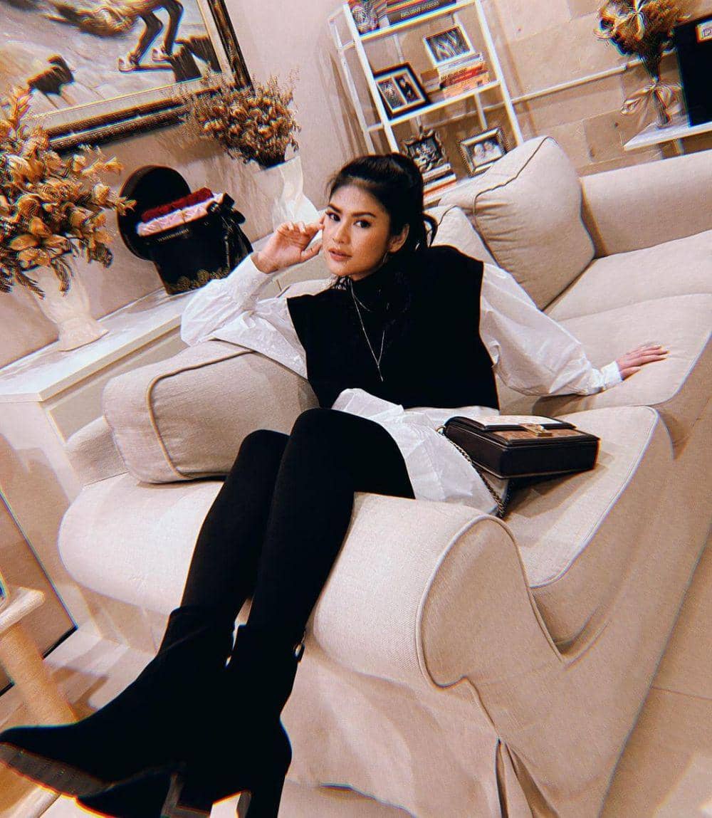 Instagram.com/ririmoeya_