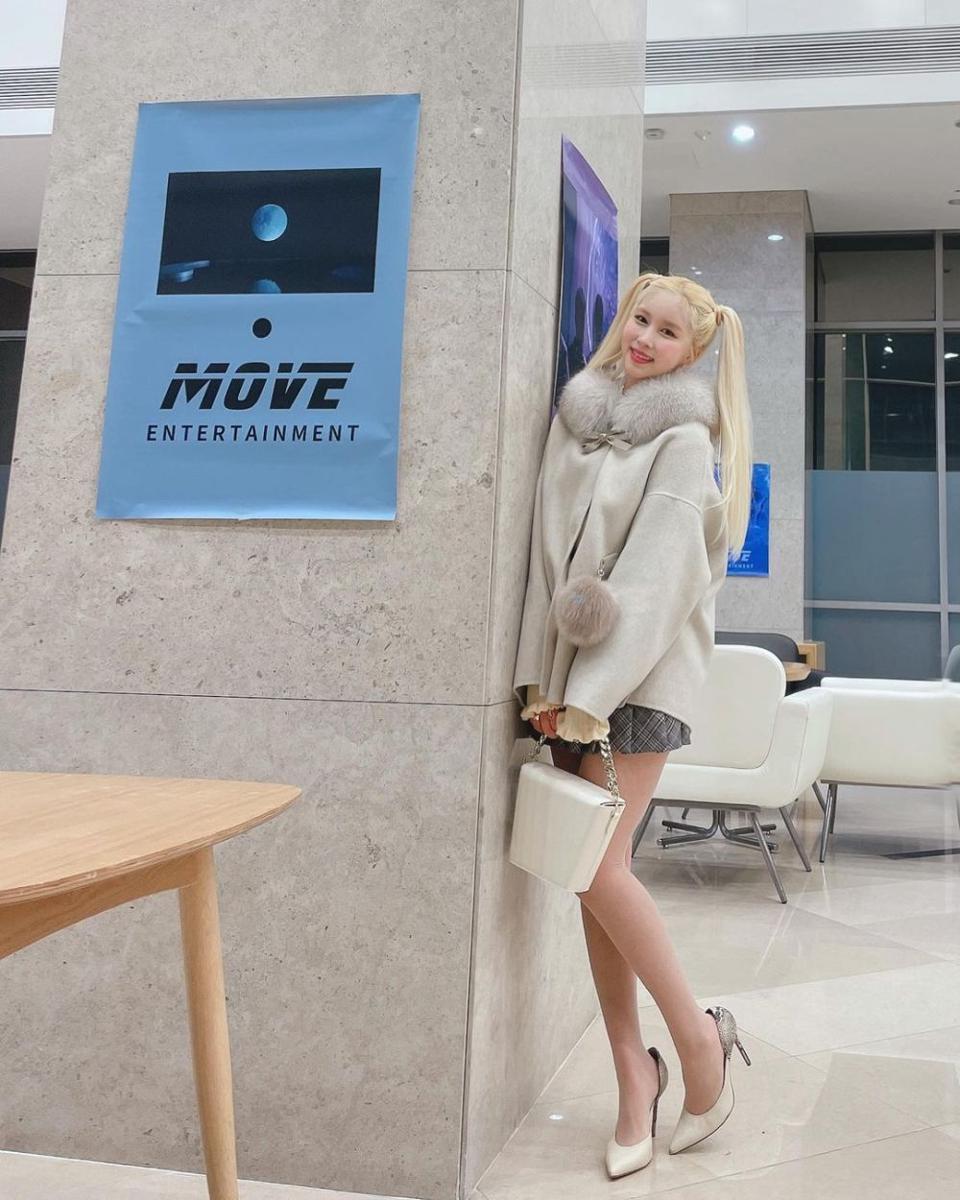 instagram.com/dayomi99