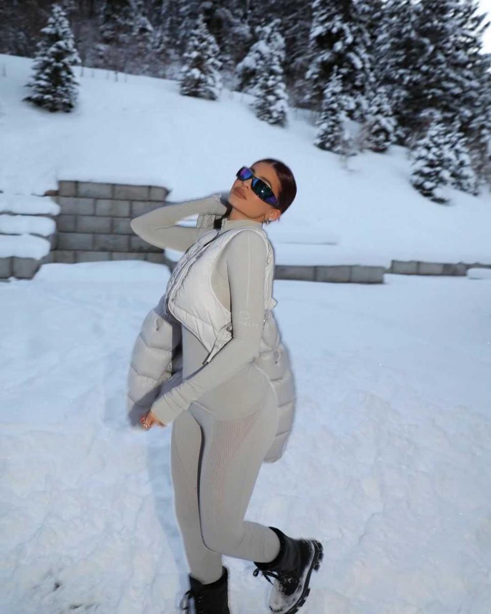 instagram.com/kyliejenner