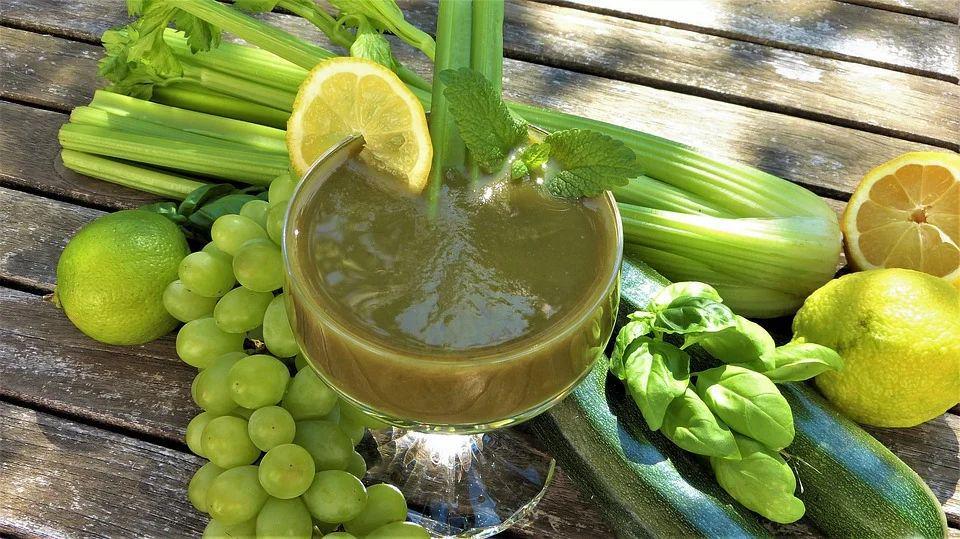 10 Resep Jus Seledri ala Tantri Namirah,  Bisa Bikin Glowing Lho!