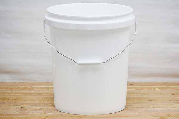 bucket-outlet.com