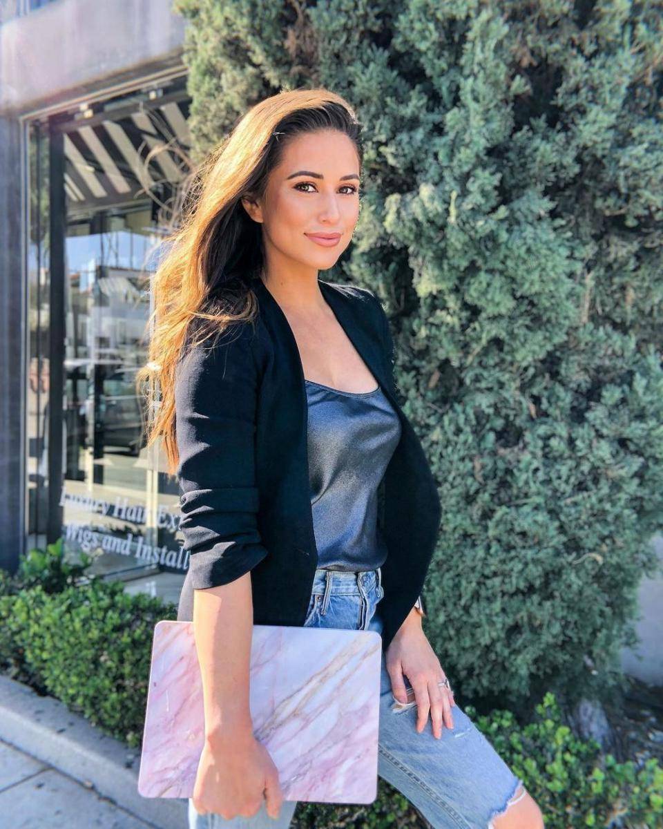 instagram.com/realniasanchez