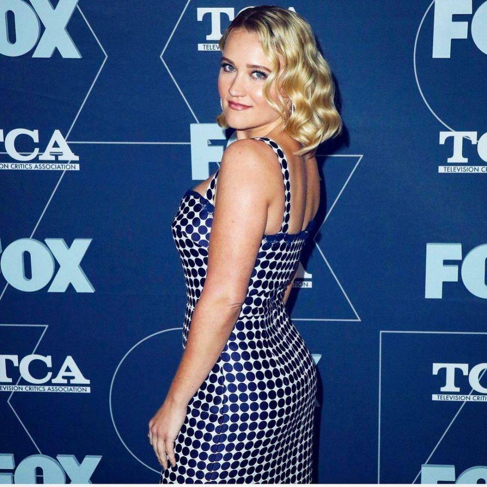 instagram.com/emilyosment