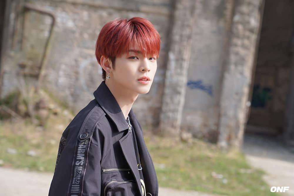 9 Potret Kece Hyojin ONF, Pengisi OST Energik di Drama True Beauty