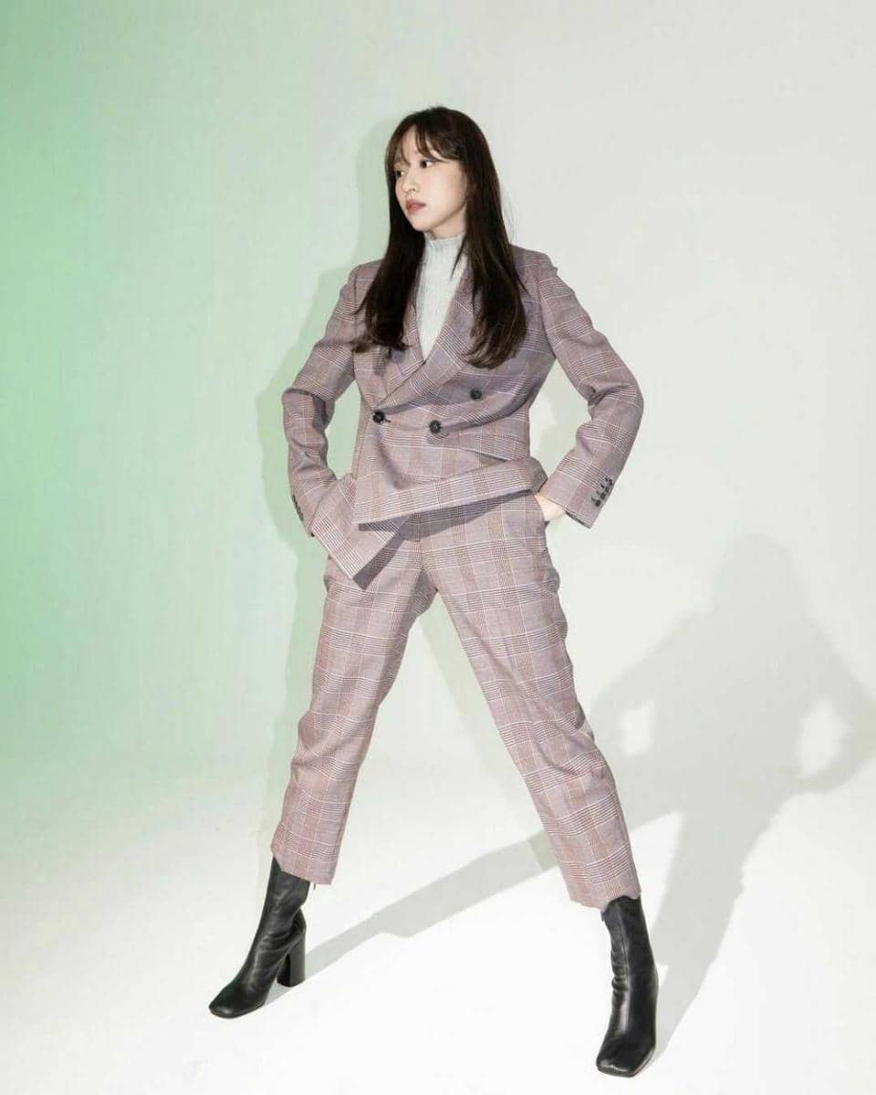 instagram.com/ ahnhani_92