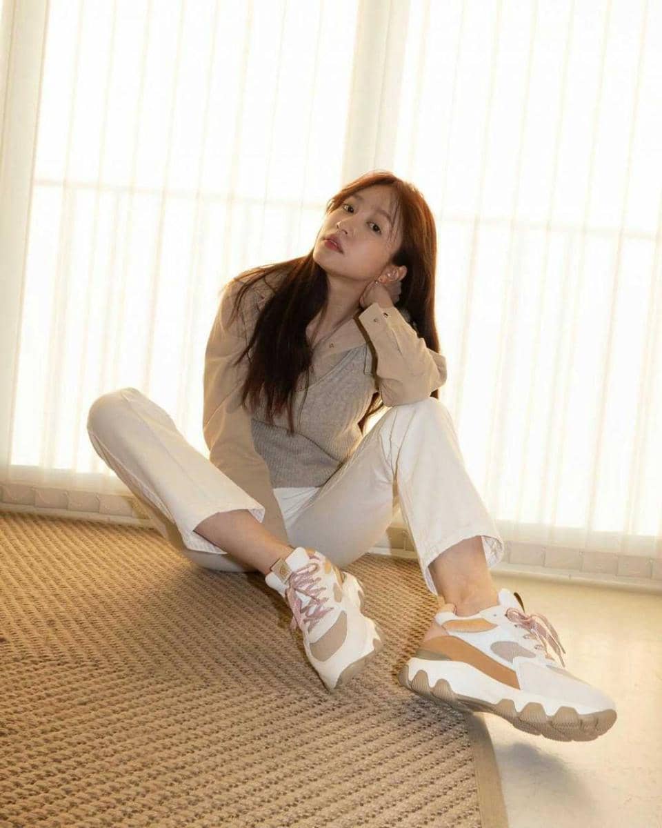 instagram.com/ ahnhani_92