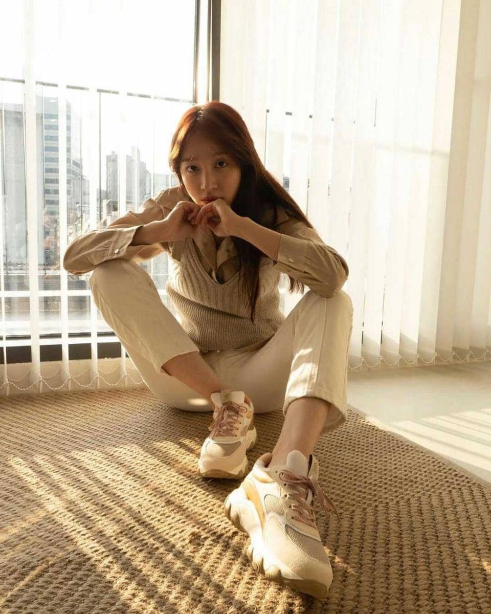 instagram.com/ ahnhani_92