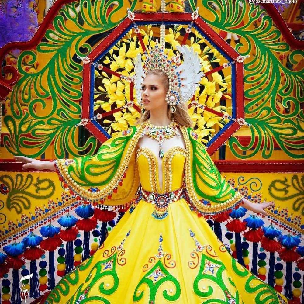 Instagram.com/ivana.batch