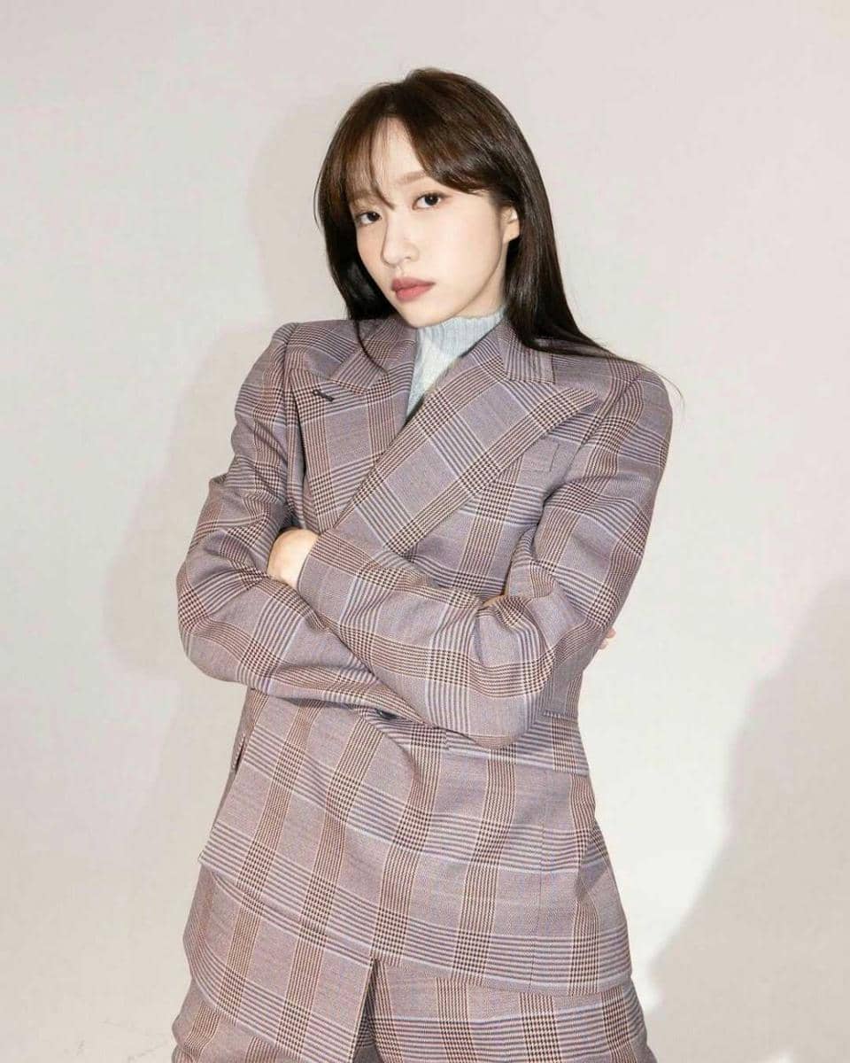 instagram.com/ ahnhani_92