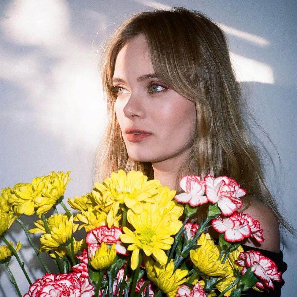 instagram.com/sara_paxton