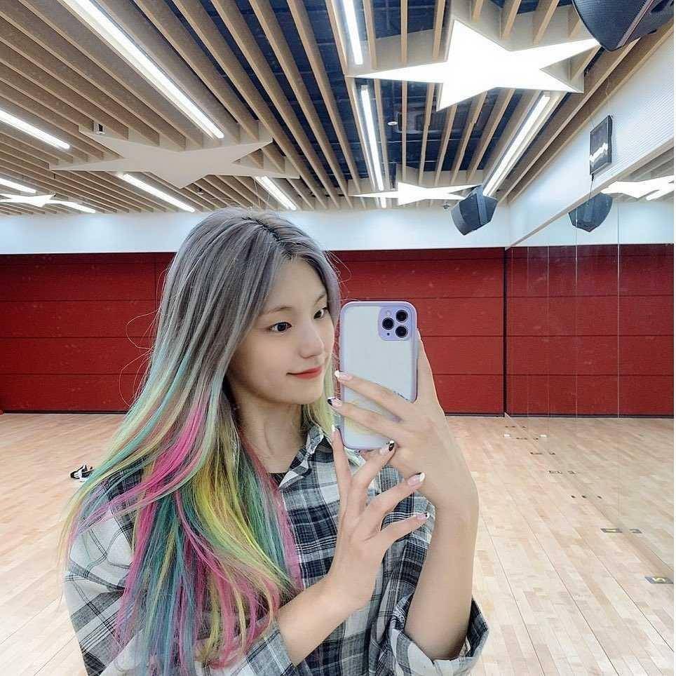 instagram.com/itzy.all.in.us