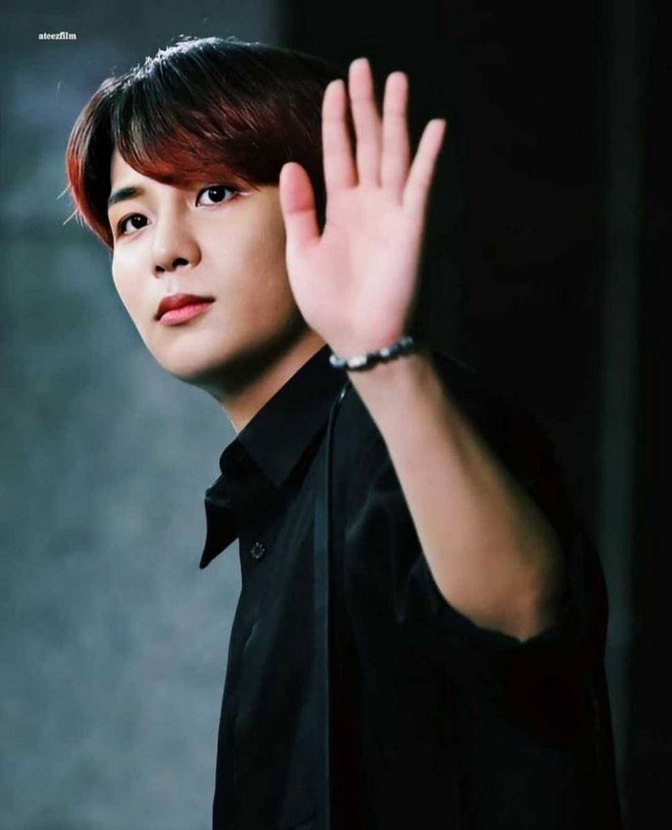 instagram.com/jongho.apple