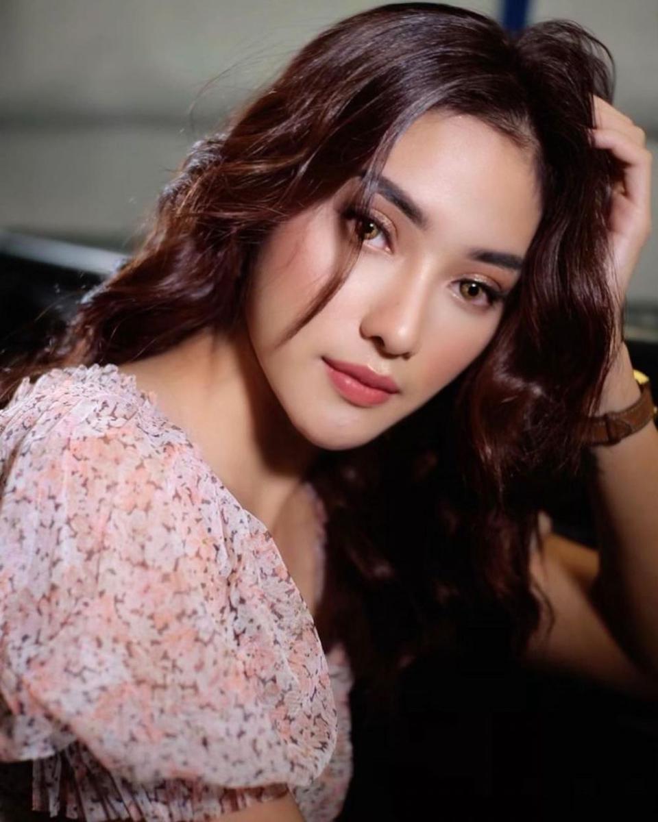 instagram.com/kiranadevina