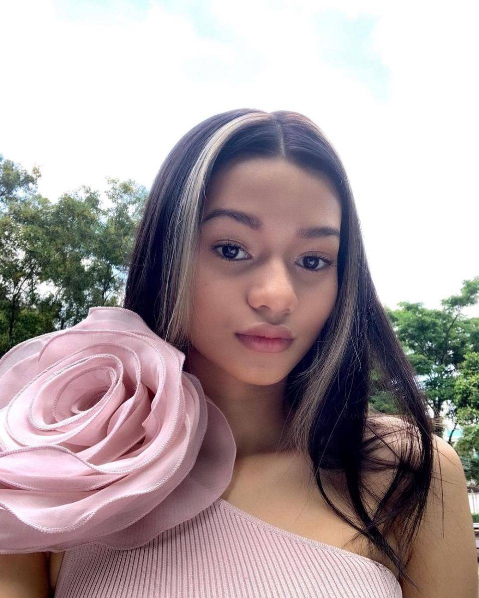 instagram.com/iniadzwaaurell