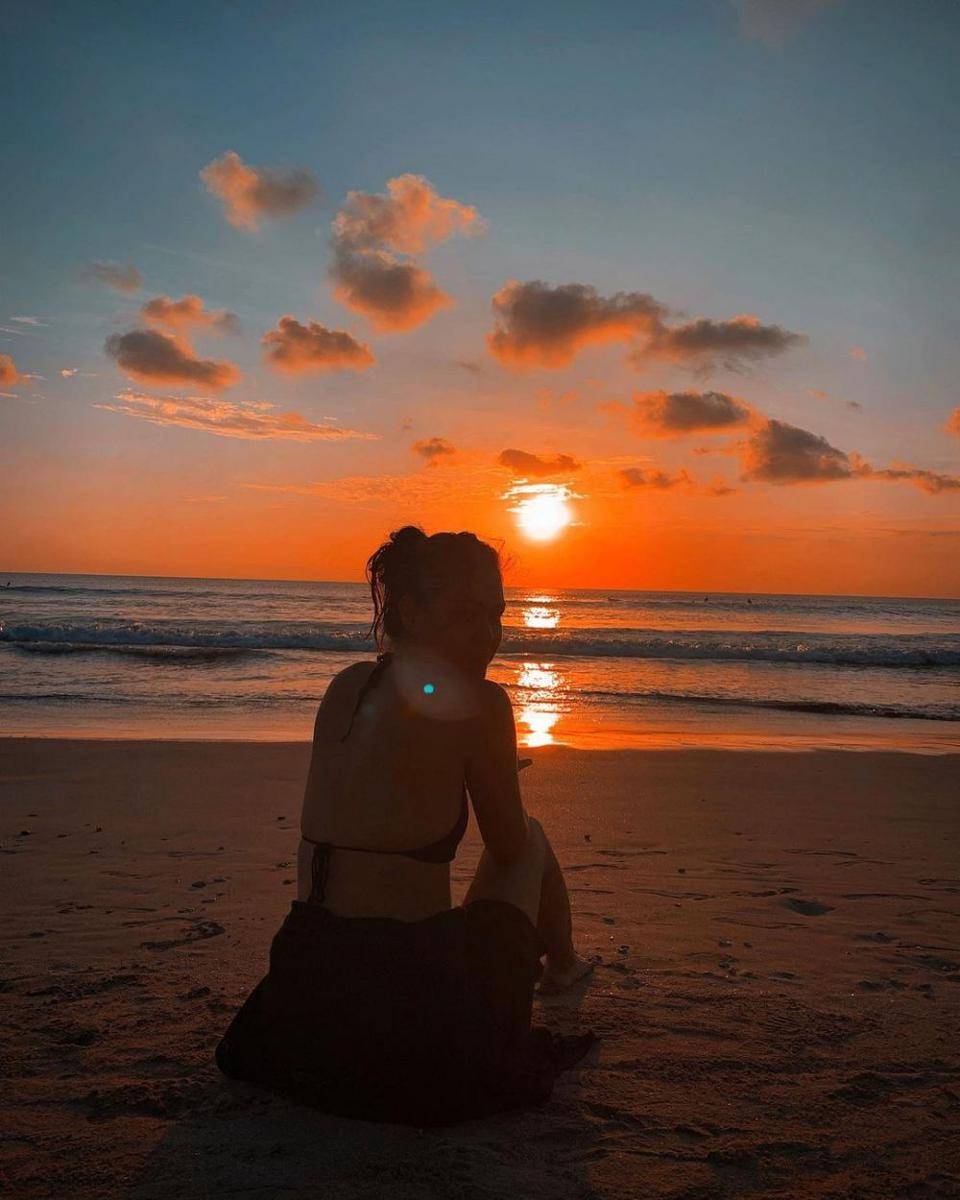 instagram.com/rebeccatamara