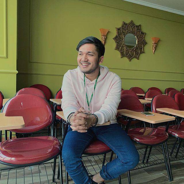 Instagram.com/adhipermana_