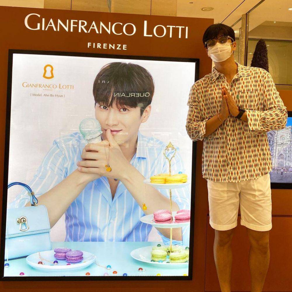 instagram.com/bohyunahn