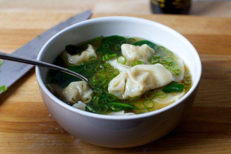 ilustrasi wonton (smittenkitchen.com)