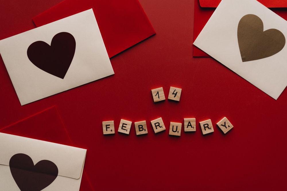 Untuk Cowok, 7 Benda Ini Cocok Kamu Berikan ke Dia di Hari Valentine