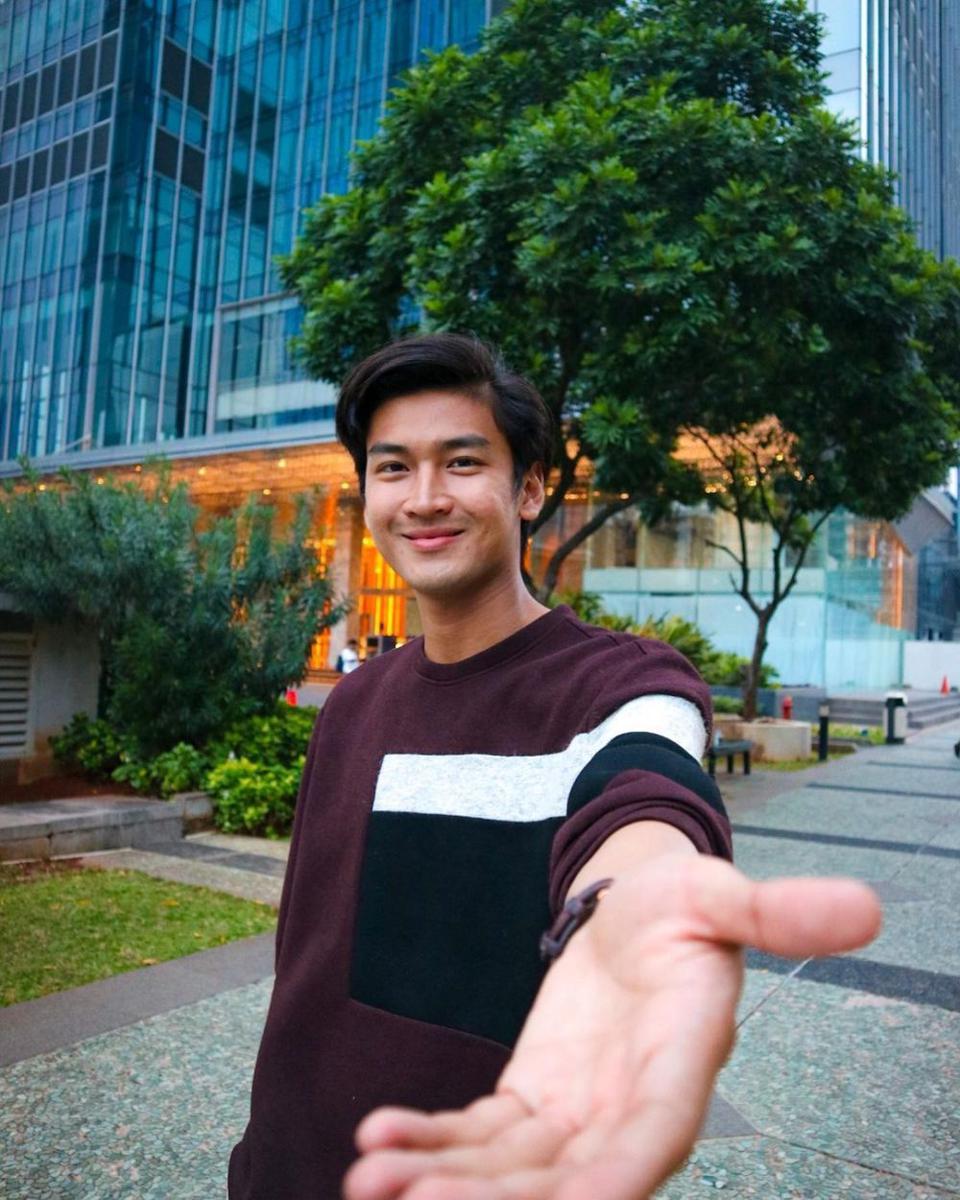 instagram.com/anzadelio/