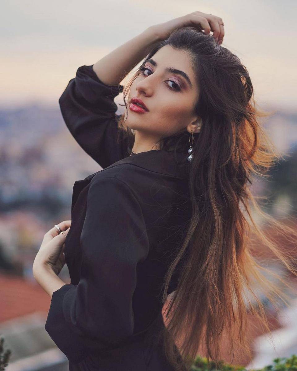 Instagram.com/ayda.mirahmadi