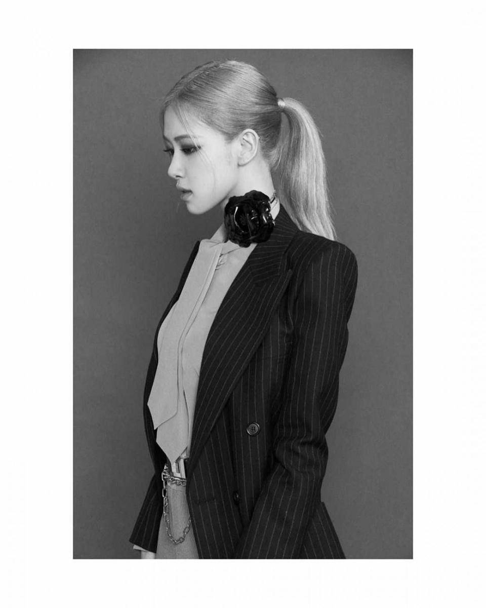 instagram.com/roses_are_rosie