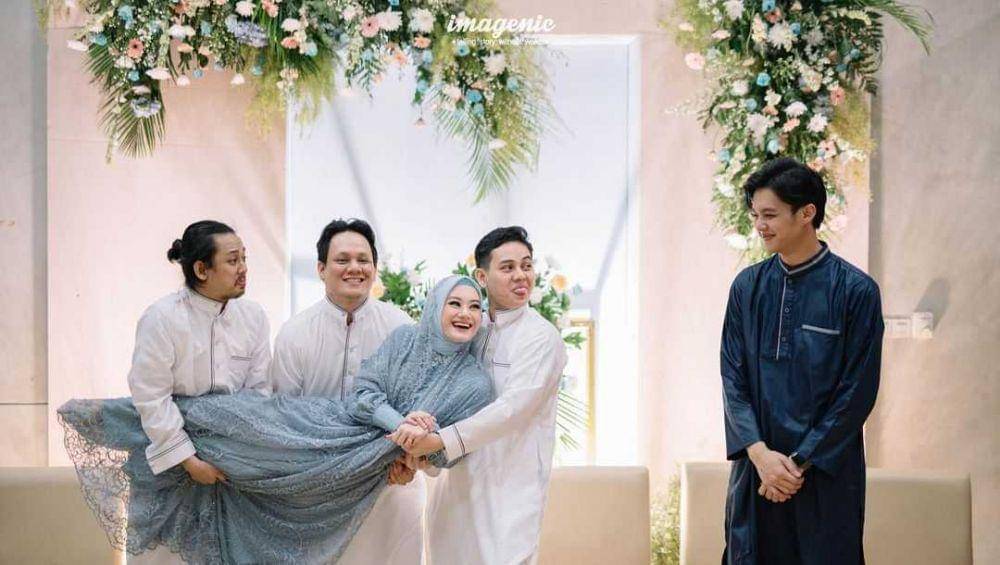 instagram.com/dindahw