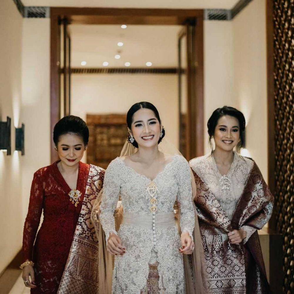 instagram.com/nikenanjanii