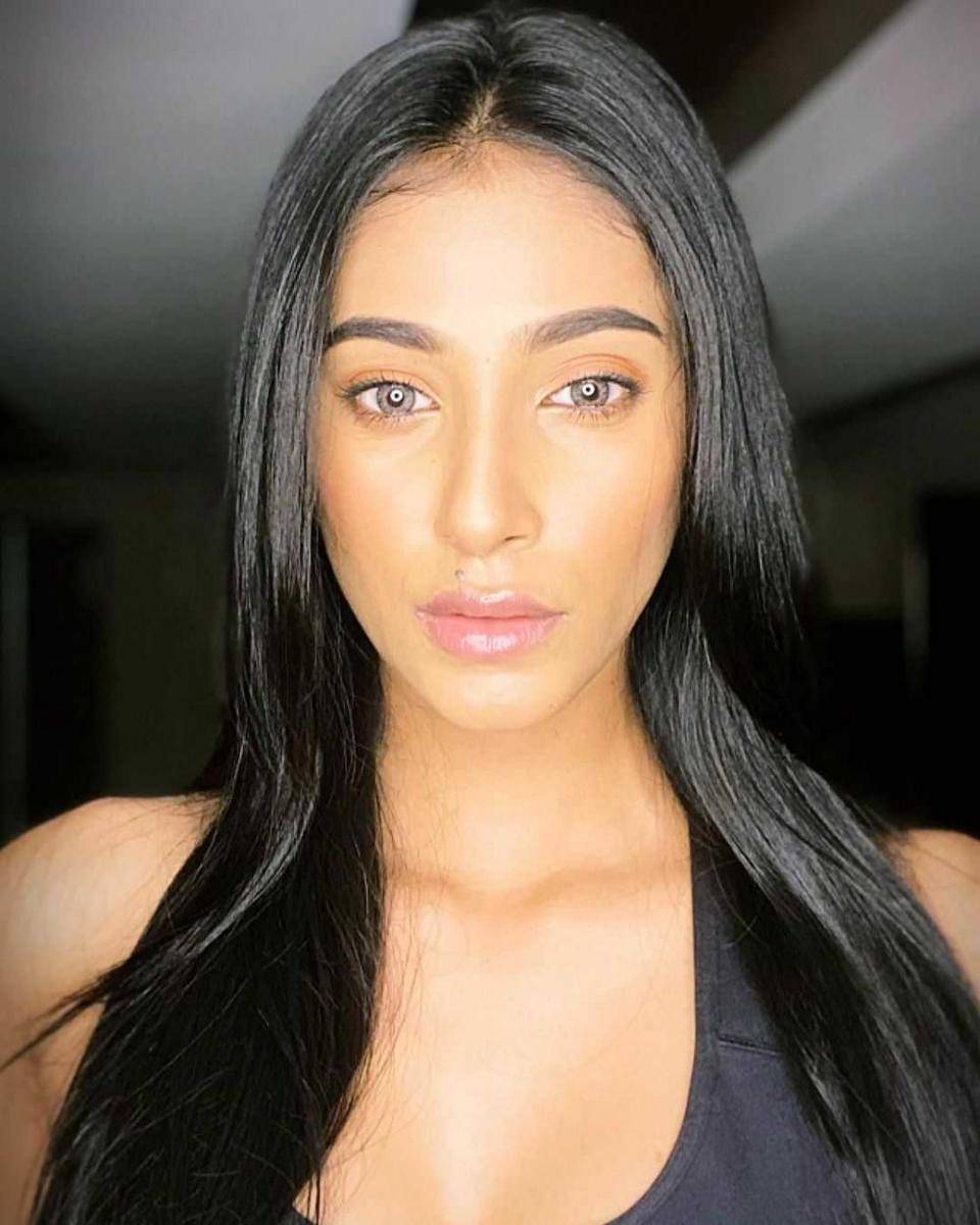 Instagram.com/anukreethy_vas